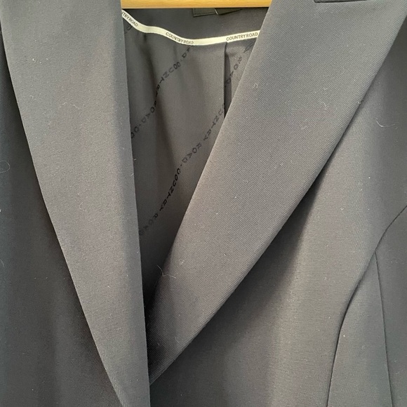 Country Road Blazer - Navy Blue. Size 16 - Picture 2 of 4